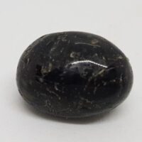 nuumite small tumblestone