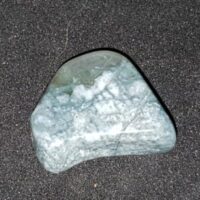 hackmanite tumble stone
