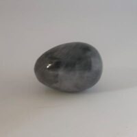 luna quartz egg