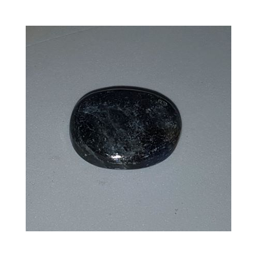 sapphire small tumble stone 8