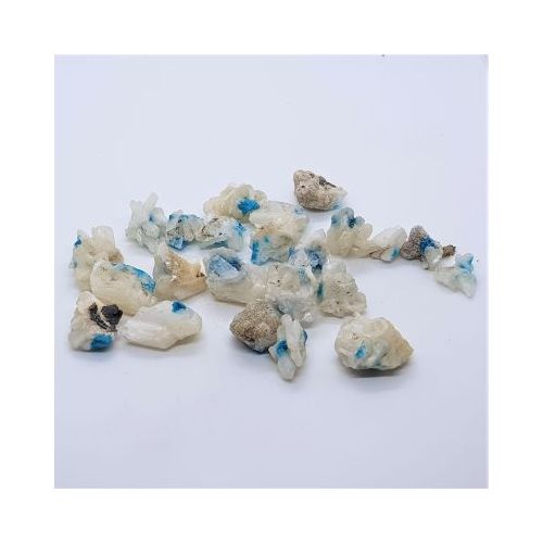 mini pieces of cavansite