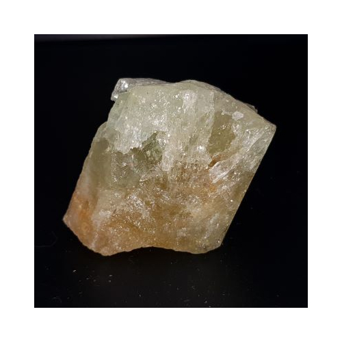 heliodor beryl 1 black background