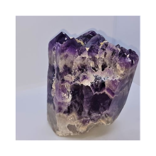 chevron amethyst with green calcite 1 close up