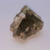 fluorite calcite pyrite and quartz 3 side view
