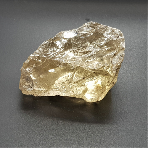 rough pieces of lemon quartz