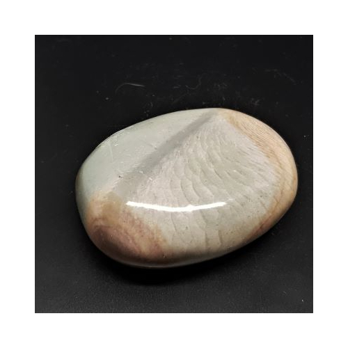 polychrome pebble 8