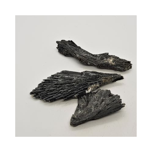 small pieces of black kyanite