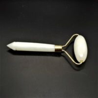 jade facial roller with pointed jade handle