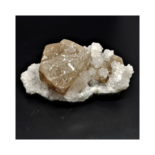 natural calcite and apophyllite 1 side view