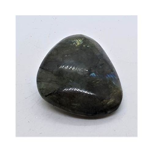 labradorite pebble 3