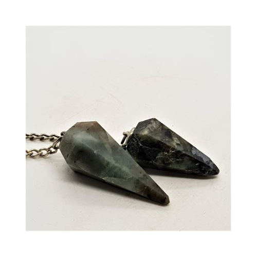 emerald pendulum