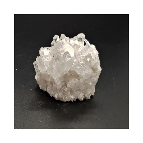 Small quartz cluster 3 side view