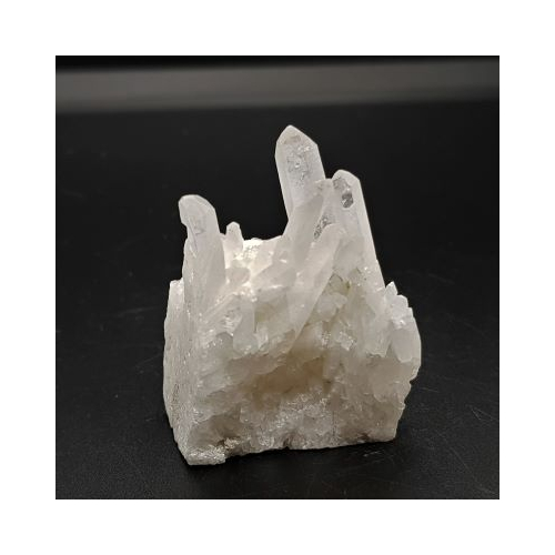 Small quartz cluster 6