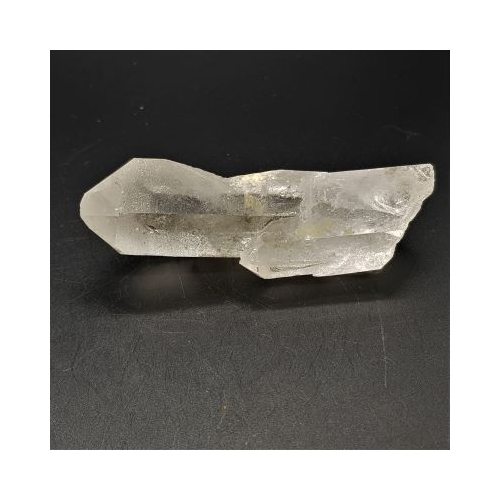 unusual shaped quartz point 47