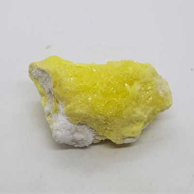 natural sulphur on matrix 4