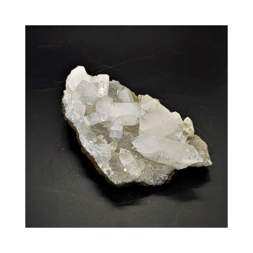 apophyllite cluster 6 top view 2