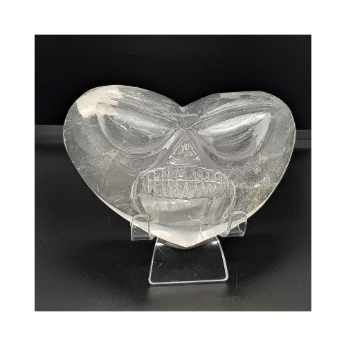 quartz heart skull flash photo