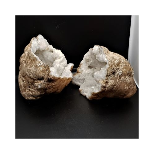 large quartz geode side view of both halves together