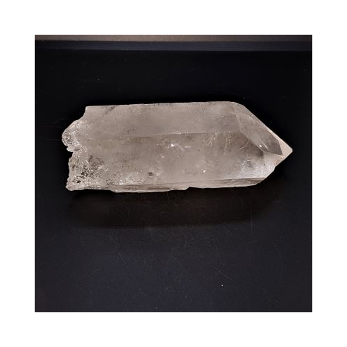 large quartz point reverse side 2