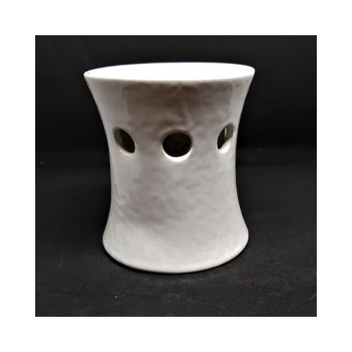 white ceramic oil burner front view
