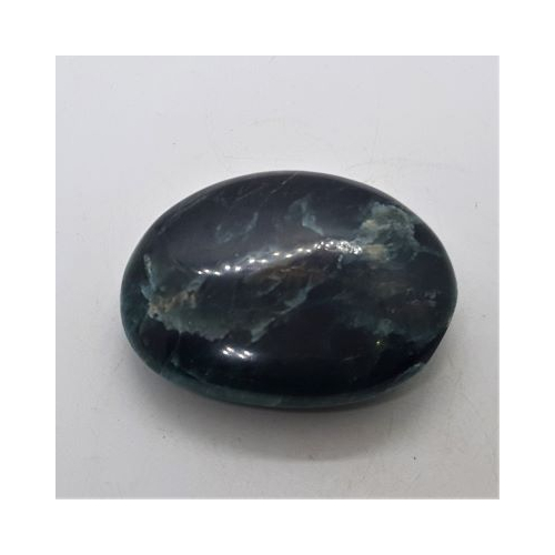 green apatite palmstone small